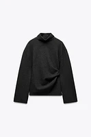 SOFT PLEATED TOP