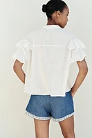 SHORT SLEEVE RUFFLE BLOUSE