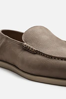 CASUAL LEATHER LOAFERS