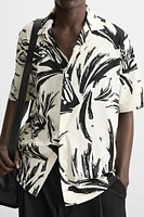 CHEMISE ÉLASTIQUE À IMPRIMÉ ABSTRAIT
