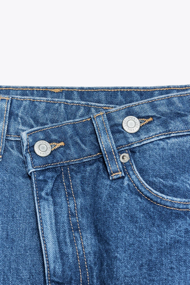 BERMUDA EN JEAN TRF COUPE MOM TAILLE HAUTE CROISÉE