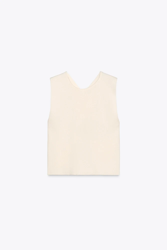 TOP EN MAILLE AJOURÉ DOS