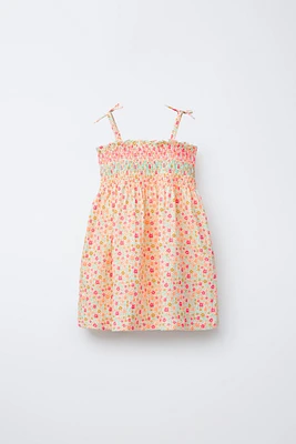 ROBE À BRETELLES ET ÉLASTIQUES FLEURS