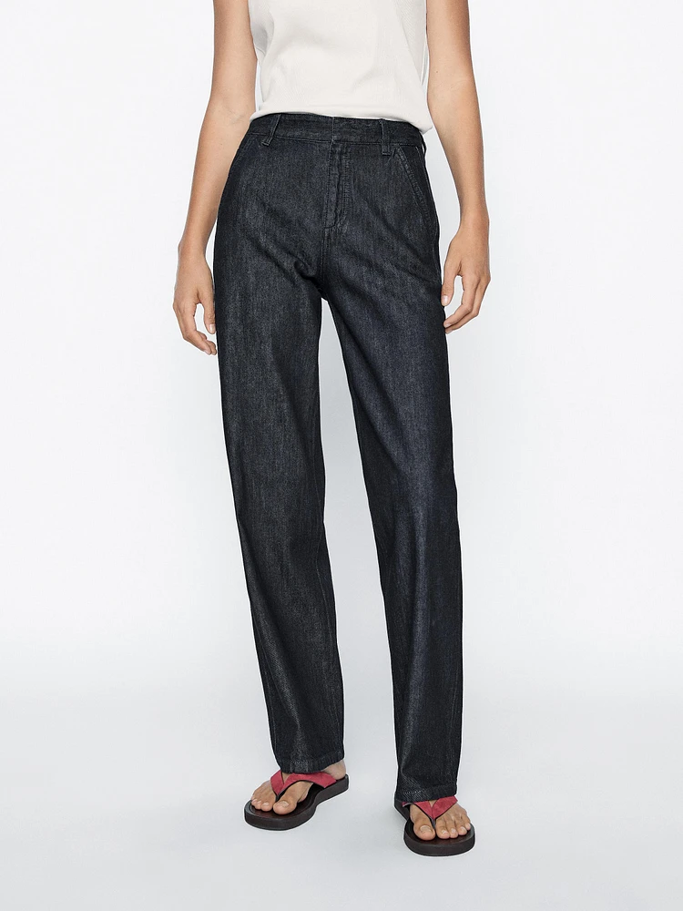 Mid-rise straight-leg jeans