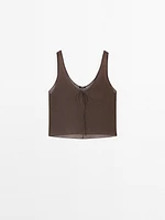 Lightweight top with ties