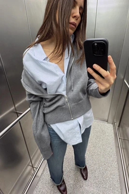HOODED KNIT SWEATSHIRT