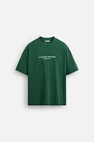 T-SHIRT À INSCRIPTIONS IMPRIMÉES