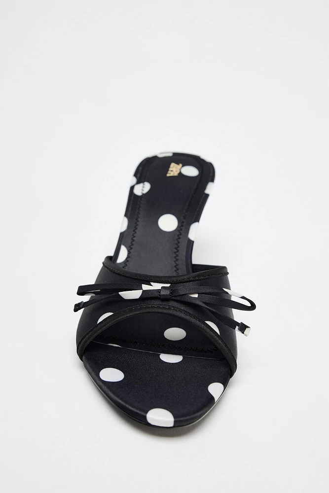 SATIN EFFECT POLKA DOT SANDALS