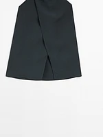 Halter neck back neckline top