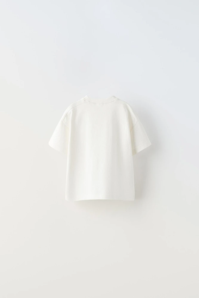 MEDIUM WEIGHT LABEL T-SHIRT