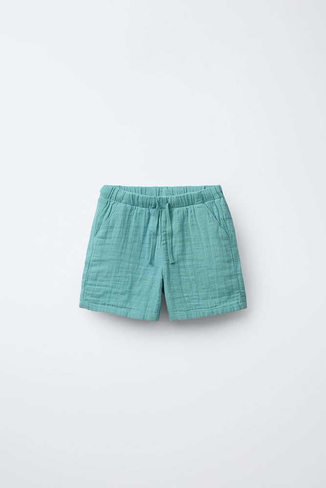 TEXTURED SHORTS