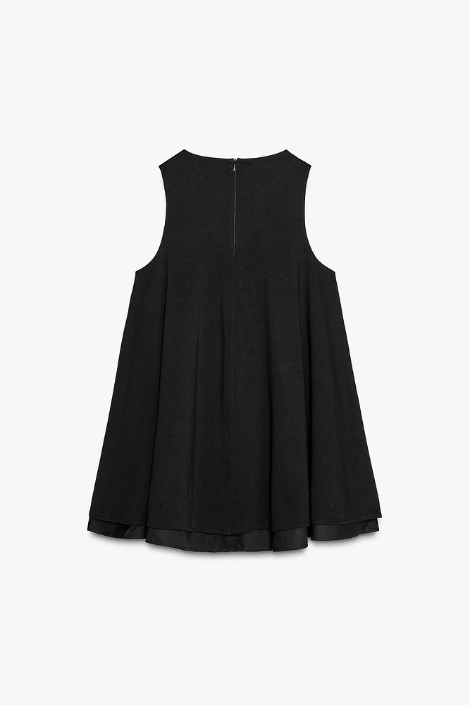 VOLUMINOUS SHORT DRESS
