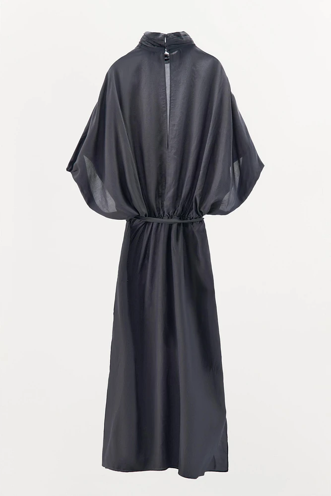CONTRAST BELT DRESS