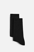 2-PACK OF RIBBED SOCKS