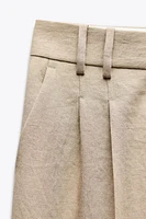 STRAIGHT CUT PLEATED PANTS