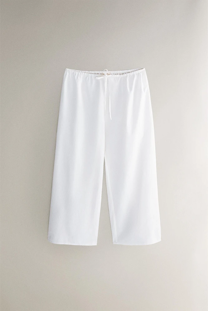 CROPPED PANTS WITH SEAMS