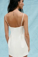 ROBE COURTE À BRETELLES