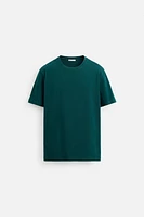 BASIC SLIM FIT T-SHIRT