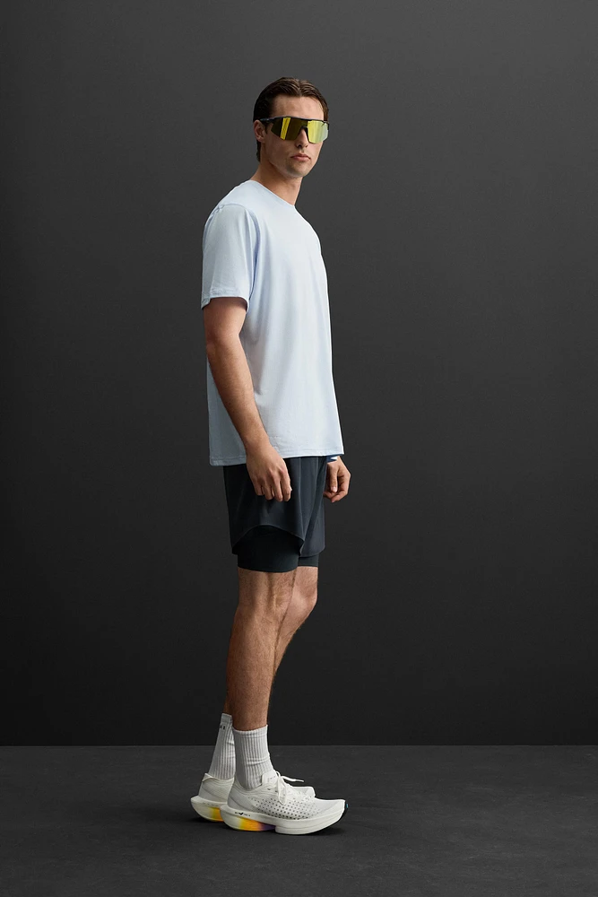 T-SHIRT PERFORÉ IMPRIMÉ