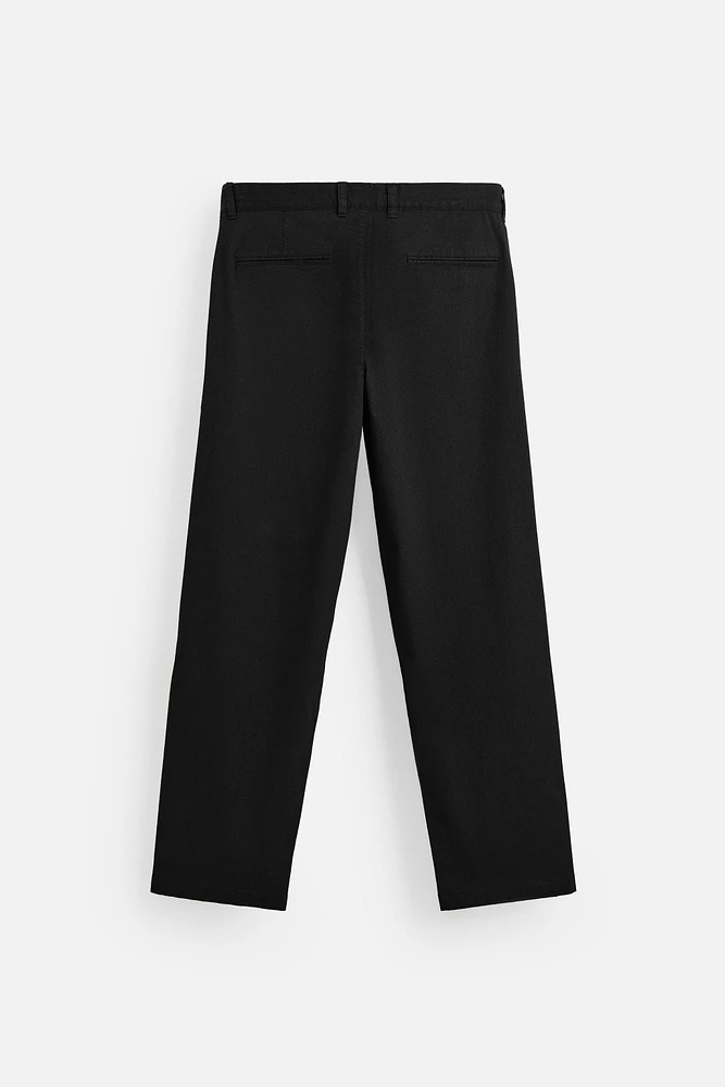 PANTALON STRAIGHT FIT STRUCTURÉ
