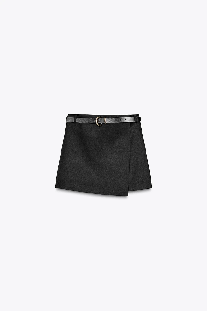 BELTED WRAP SKORT