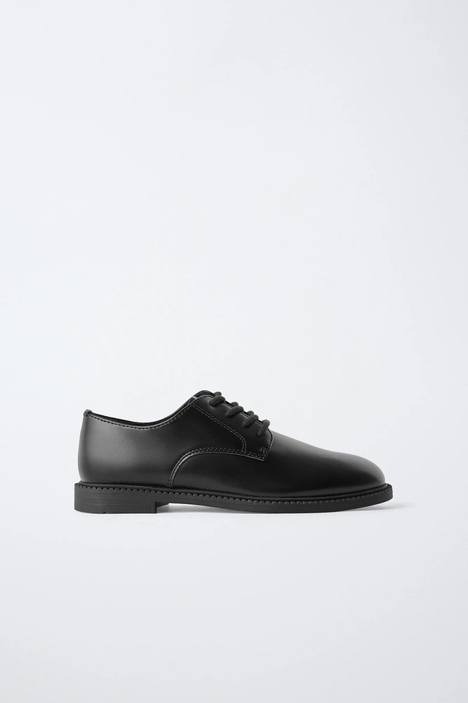 CLASSIC DERBY SHOES