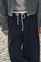 PANTALON LARGE À TAILLE DOUBLE