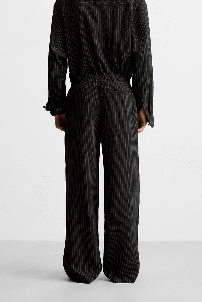 PANTALON FLUIDE À RAYURES