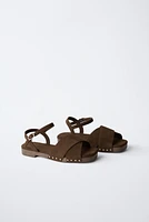 LEATHER CLOGS WITH THIN SOLE