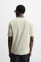 TEXTURED T-SHIRT