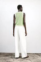 TOP EN MAILLE TEXTURÉE