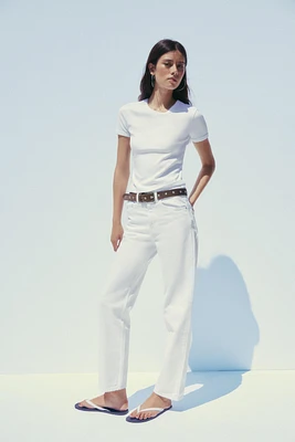 T-SHIRT AVEC COUTURE AU DOS