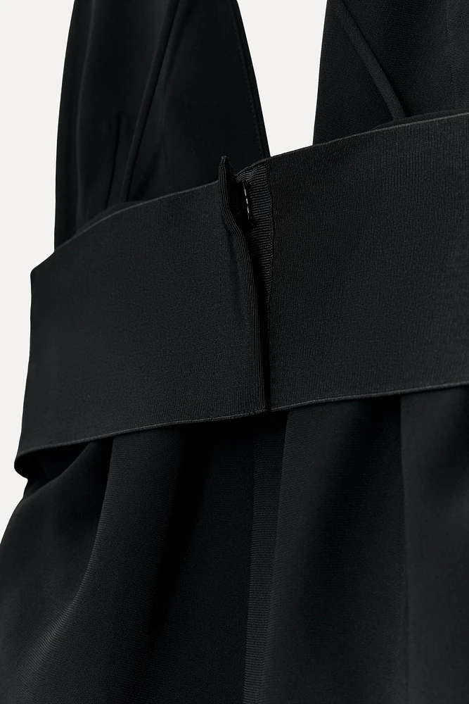 COMBINAISON AVEC CEINTURE 50E ANNIVERSAIRE