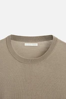 LIGHTWEIGHT 100% WOOL SWEATER