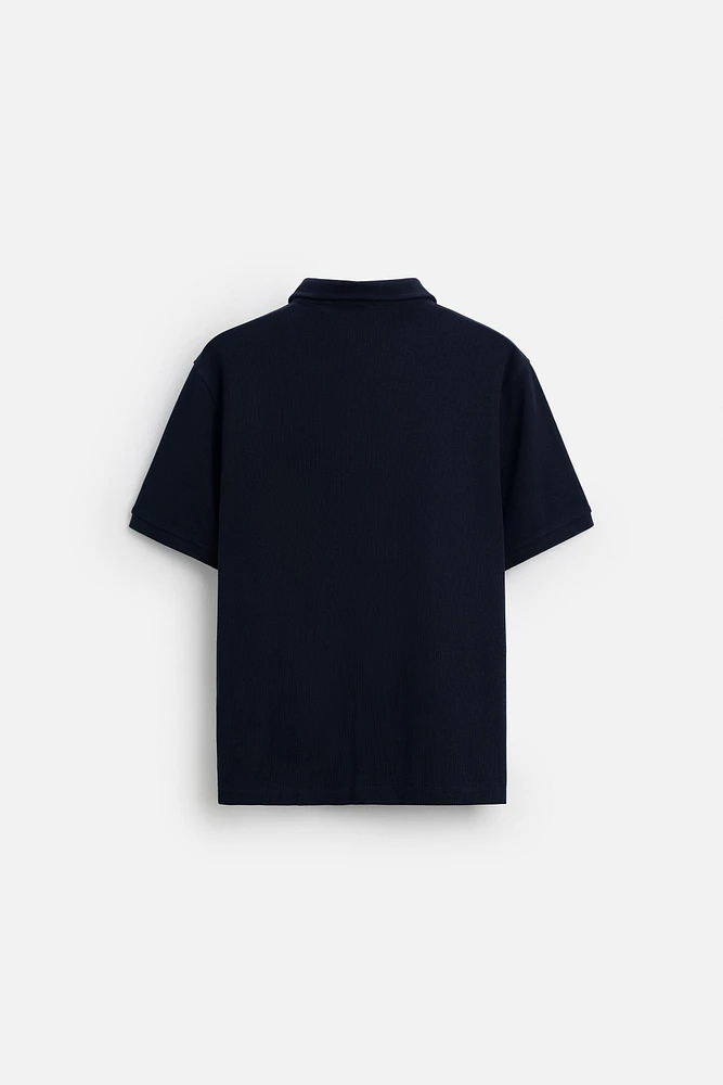 TEXTURED POLO