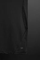 COMPRESSION T-SHIRT