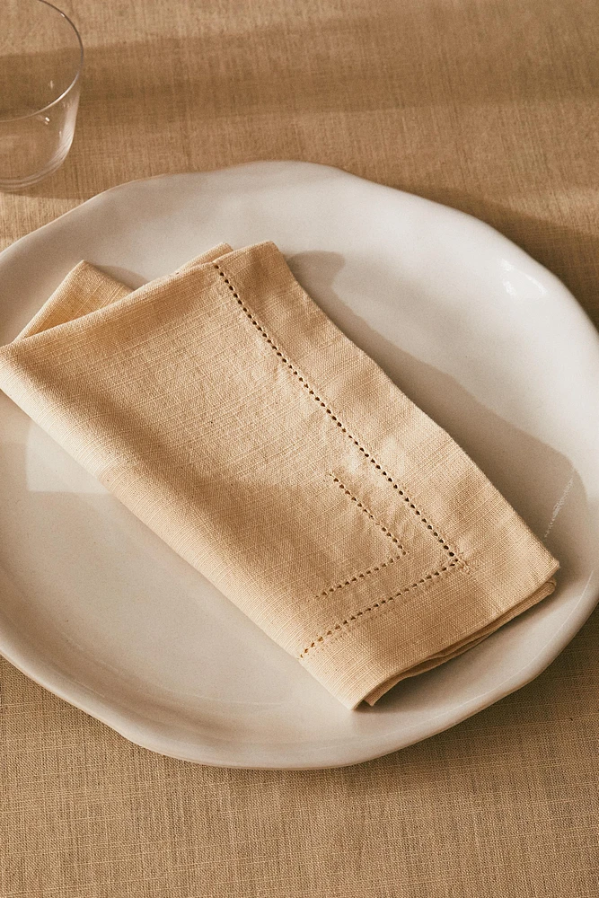 HEMSTITCHED COTTON NAPKINS (PACK OF 2)