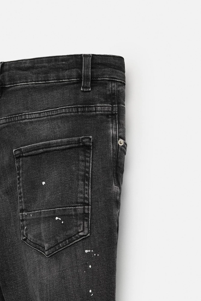 RIPPED SKINNY FIT JEANS