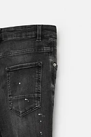 RIPPED SKINNY FIT JEANS