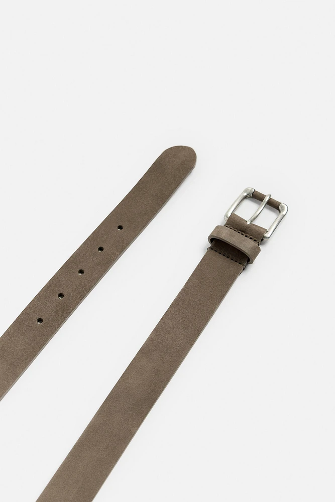 CEINTURE EN CUIR NUBUCK