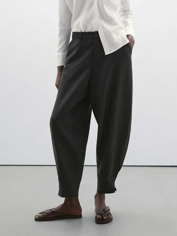 Pantalon bouffant avec boucle dans le bas