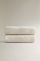 CHILDREN'S STRIPED BLANKET