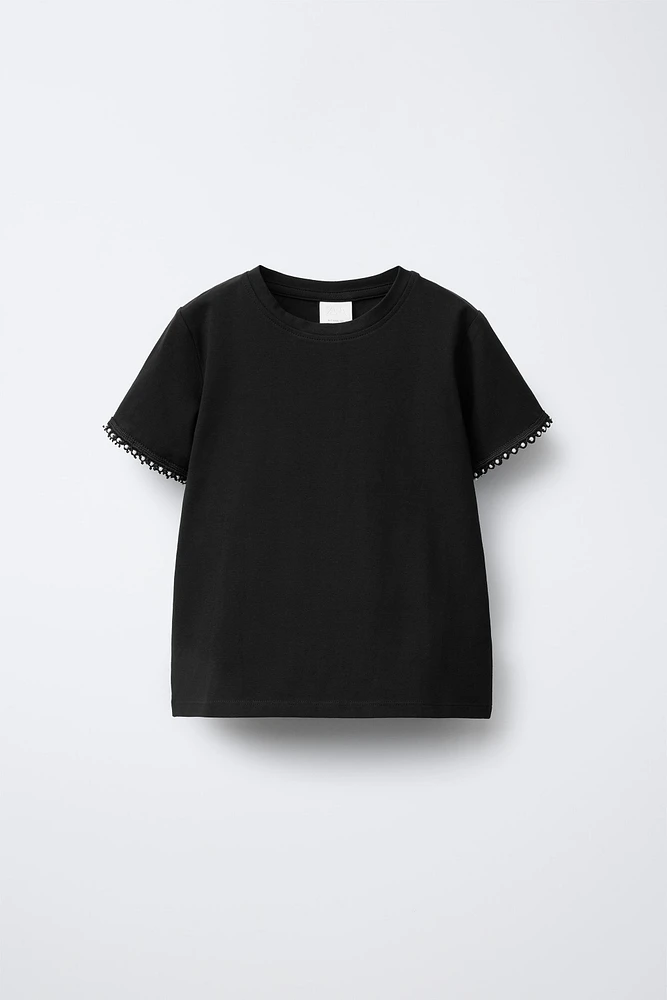 T-SHIRT WITH SMALL PEARLS