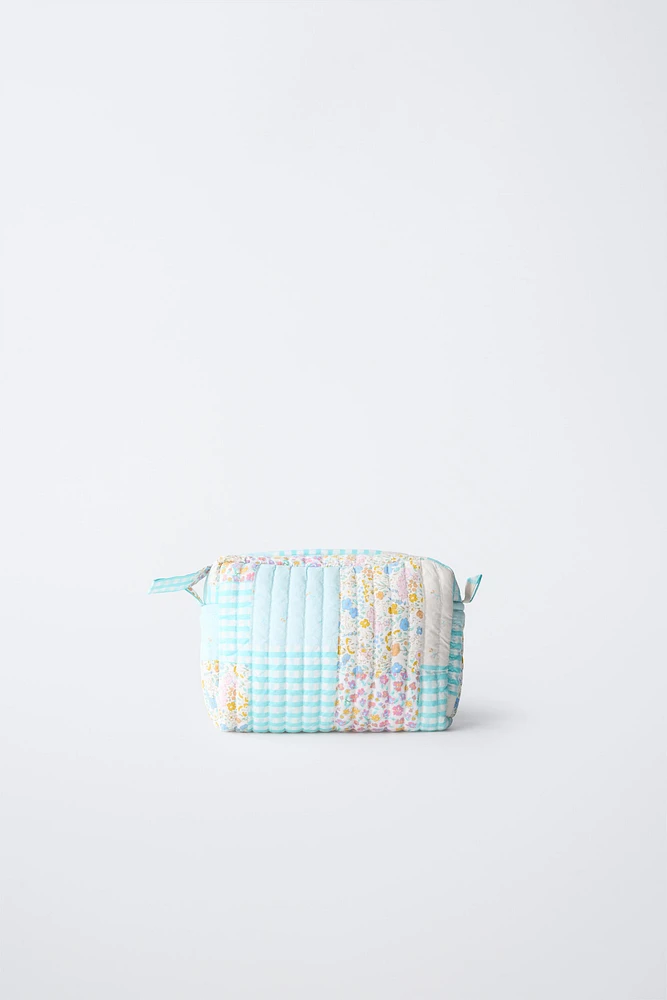 TROUSSE DE TOILETTE MATELASSÉE PATCHWORK