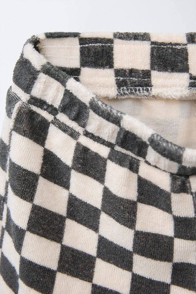 ENSEMBLE DE JOGGING T-SHIRT ET BERMUDA À CARREAUX DAMIER