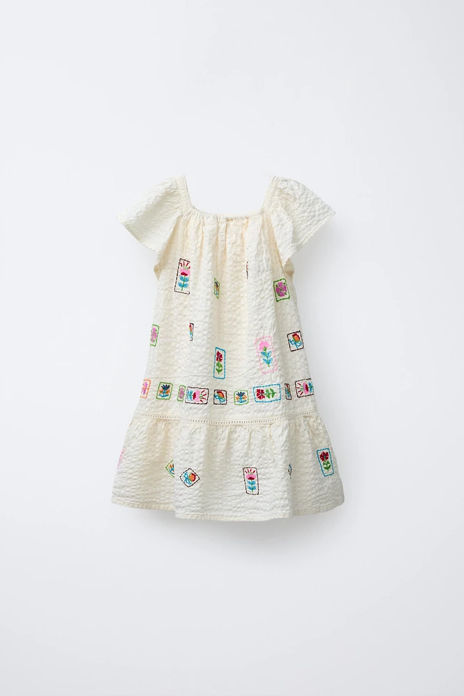 TEXTURED EMBROIDERED DRESS