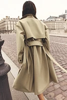 TRENCH DÉPERLANT À CEINTURE