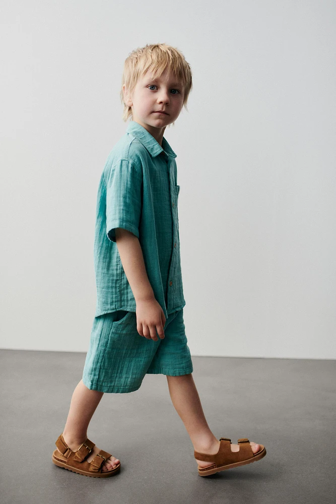 TEXTURED SHORTS