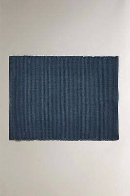 KNOTTED BATH MAT RUG