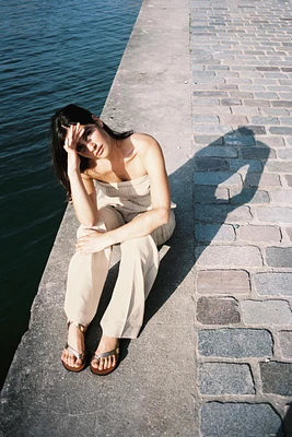 METALLIC EFFECT SANDALS